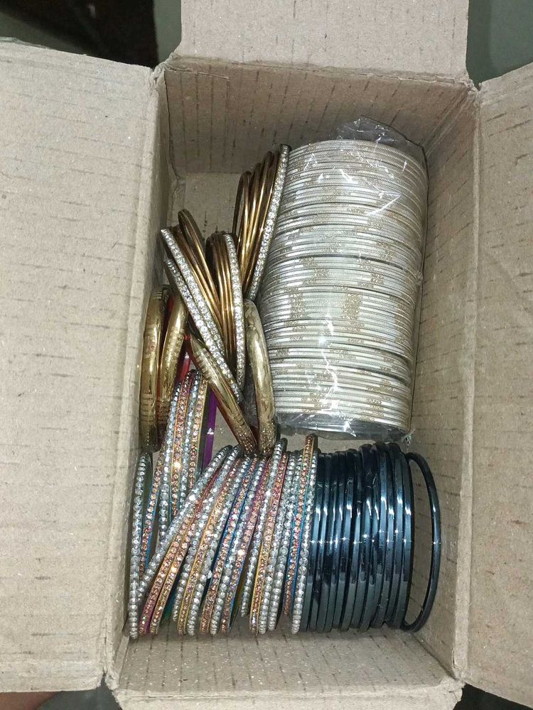 Assorted Bangles Set