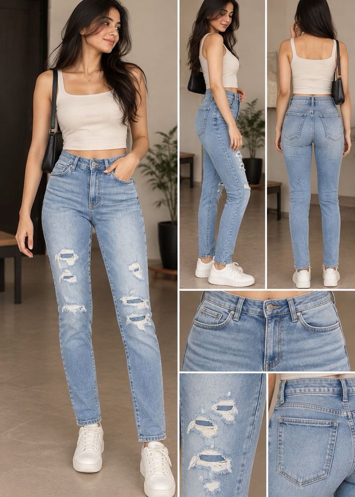 Light Wash Ripped Jeans