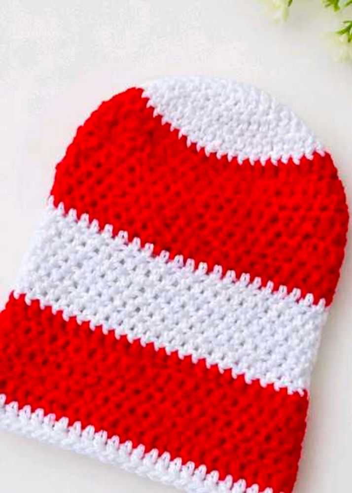 🧶Handmade Crochet Baby Beanie – Red &amp; White