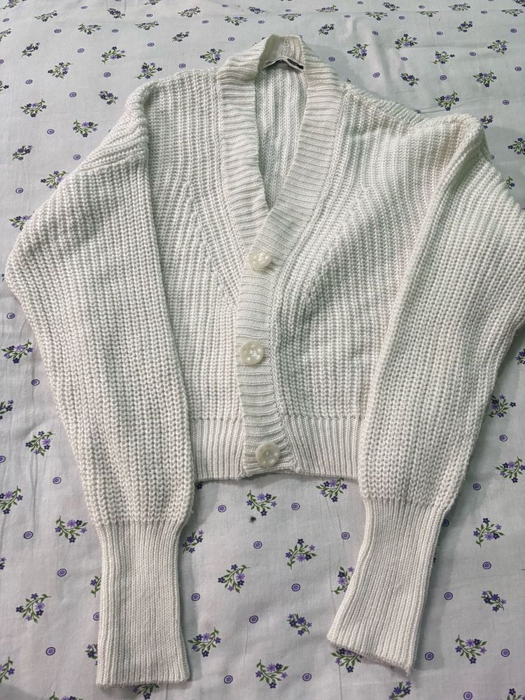White Cropped Knit Cardigan🤍