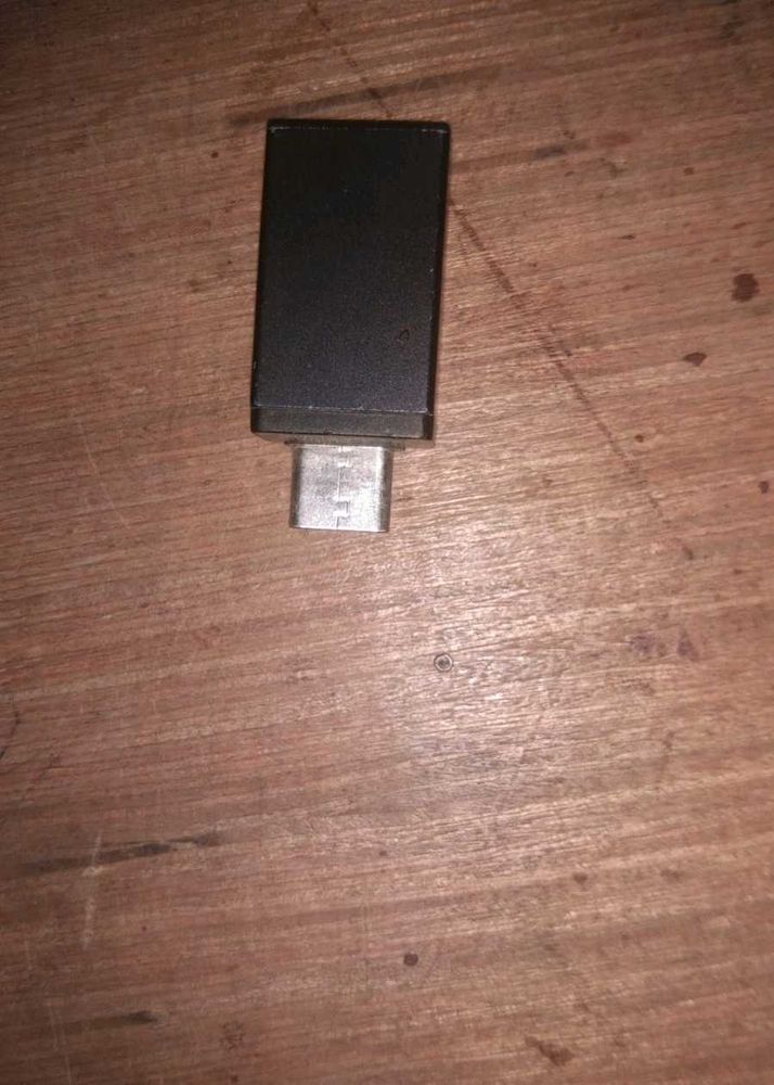 USB-C Adapter 211