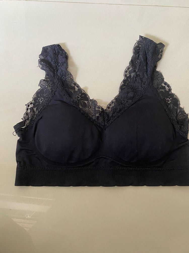 Comfortable Lace Trimmed Bra