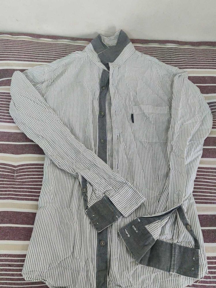 Striped Men and Women shirt by Calvin Klein
