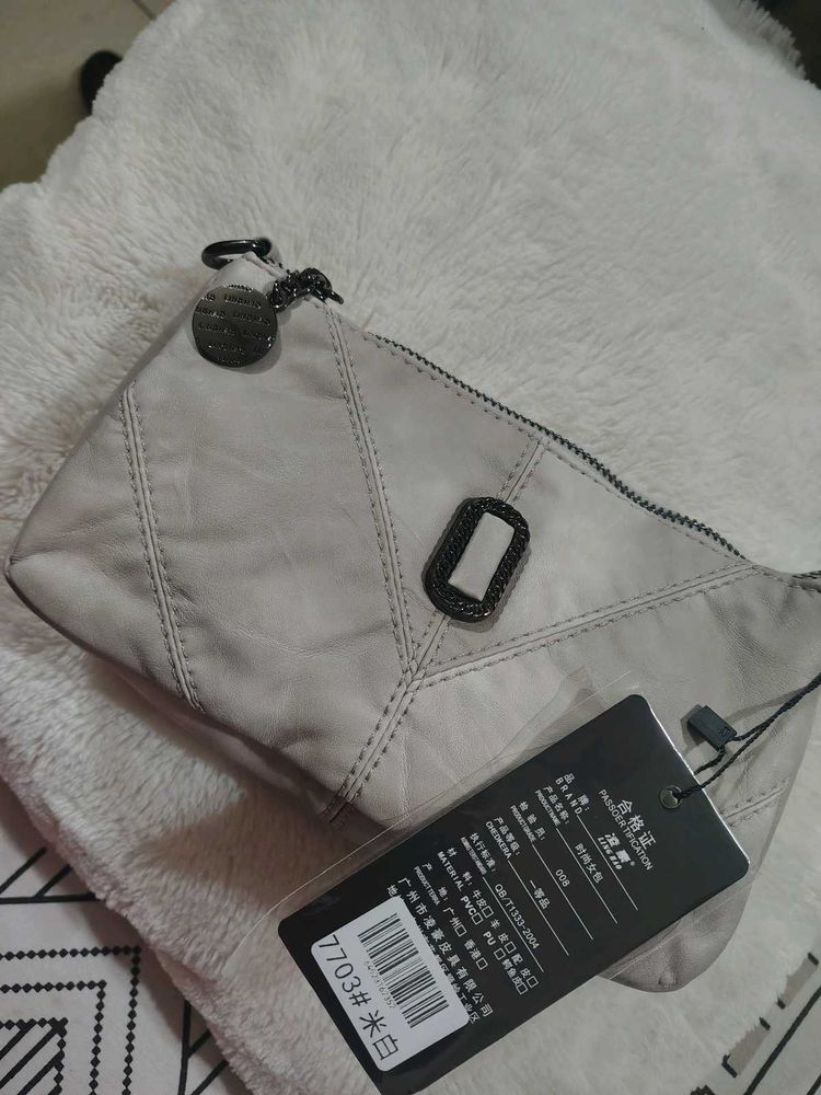 Stylish sling Bag