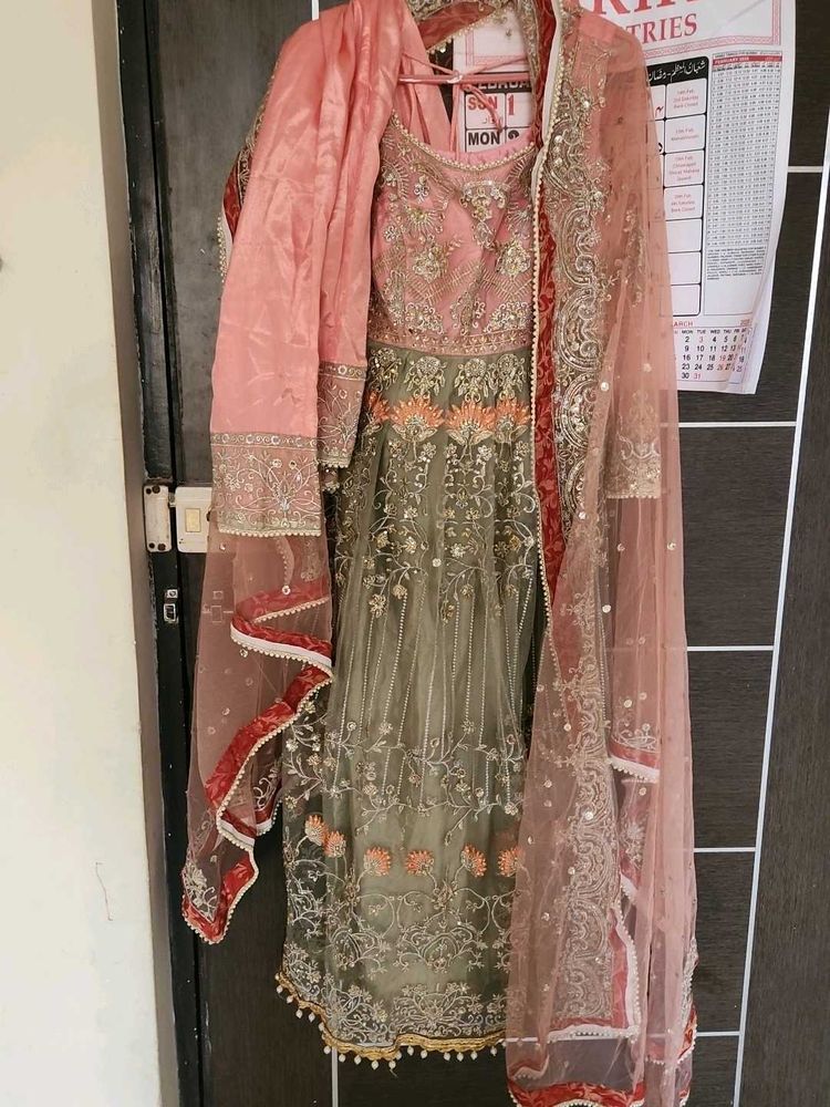 Elegant Peach Embroidered Kurta Set