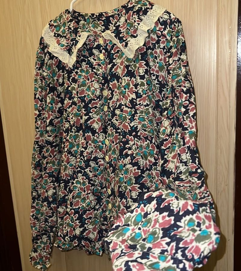 Cashal Coqutte Button up Top