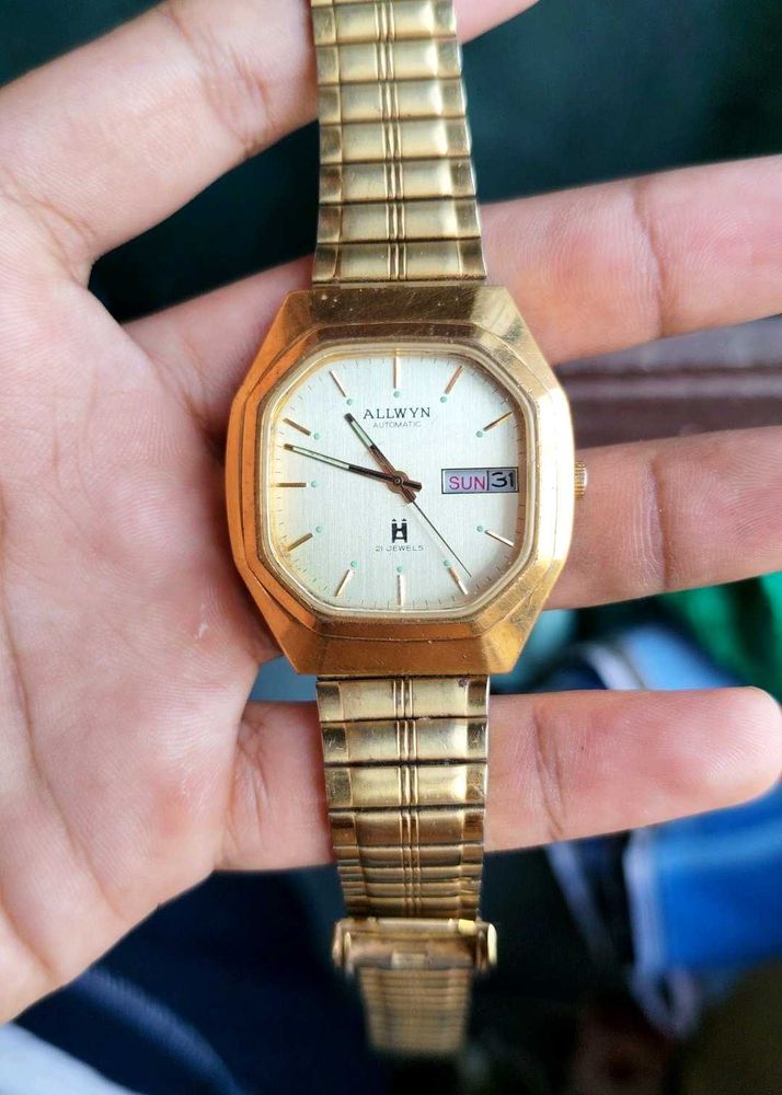 ALLWYN GOLD PLATED WATCH