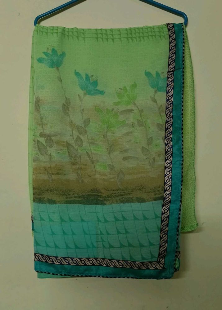 Beautiful Floral Print Saree