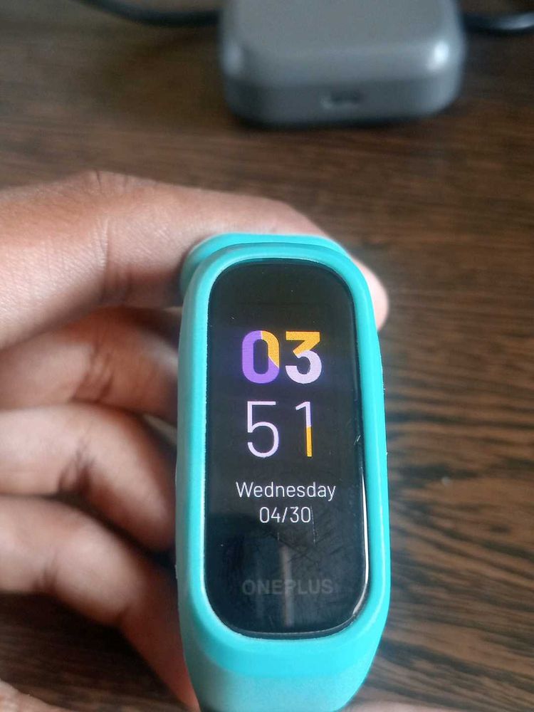 Oneplus Smart Band...