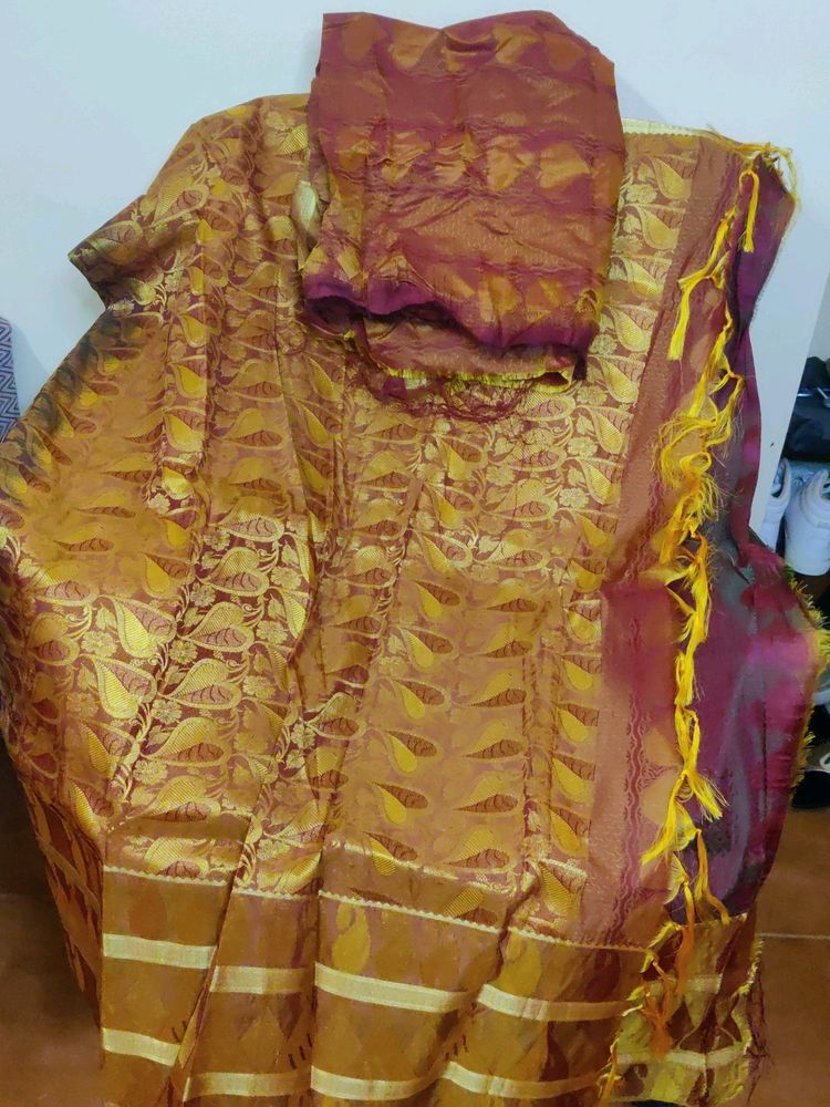 Leaf Print Saree