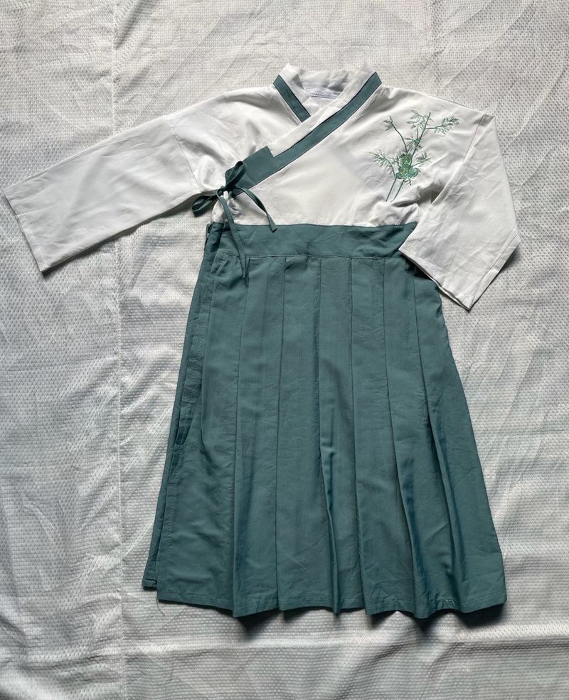Korean traditional dress