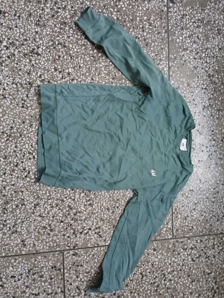 H&amp;M Green sweatshrit