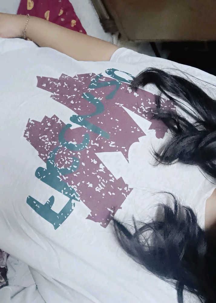 white t shirt