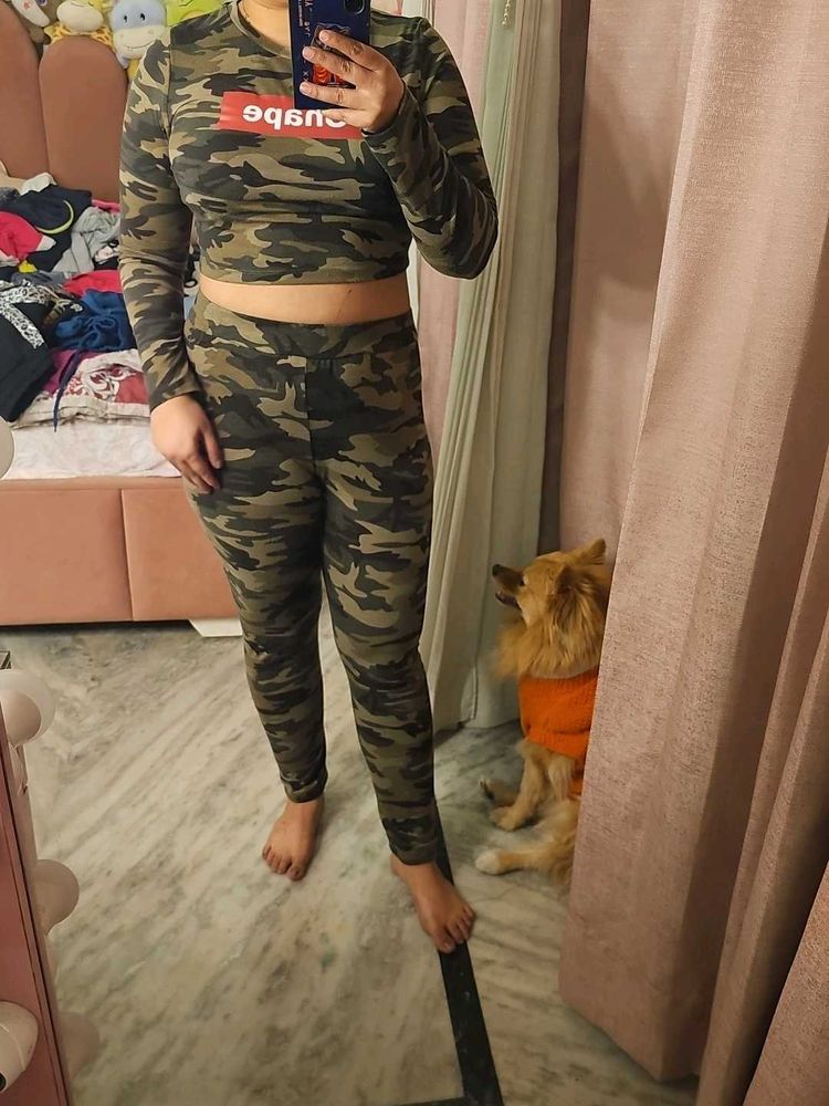 Camo Crop Top &amp; Leggings Set