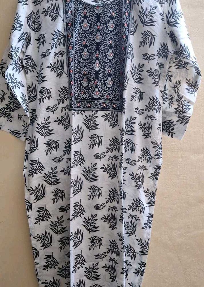 Brand new Elegant Black &amp; White Leaf Print Kurta