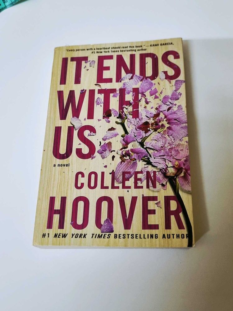 It Ends With Us by Colleen Hoover