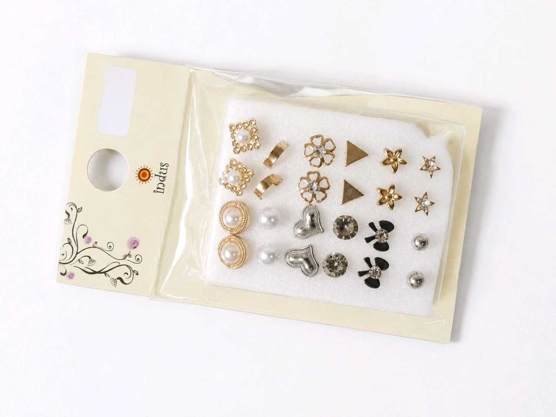 Assorted Stud Earrings Set