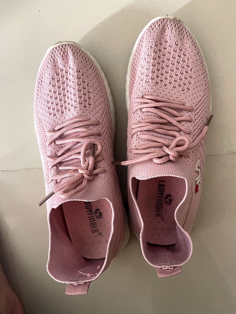 Pink Sport Shoes