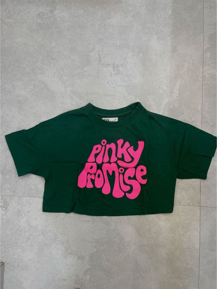 Green Pinky Promise Crop T-Shirt