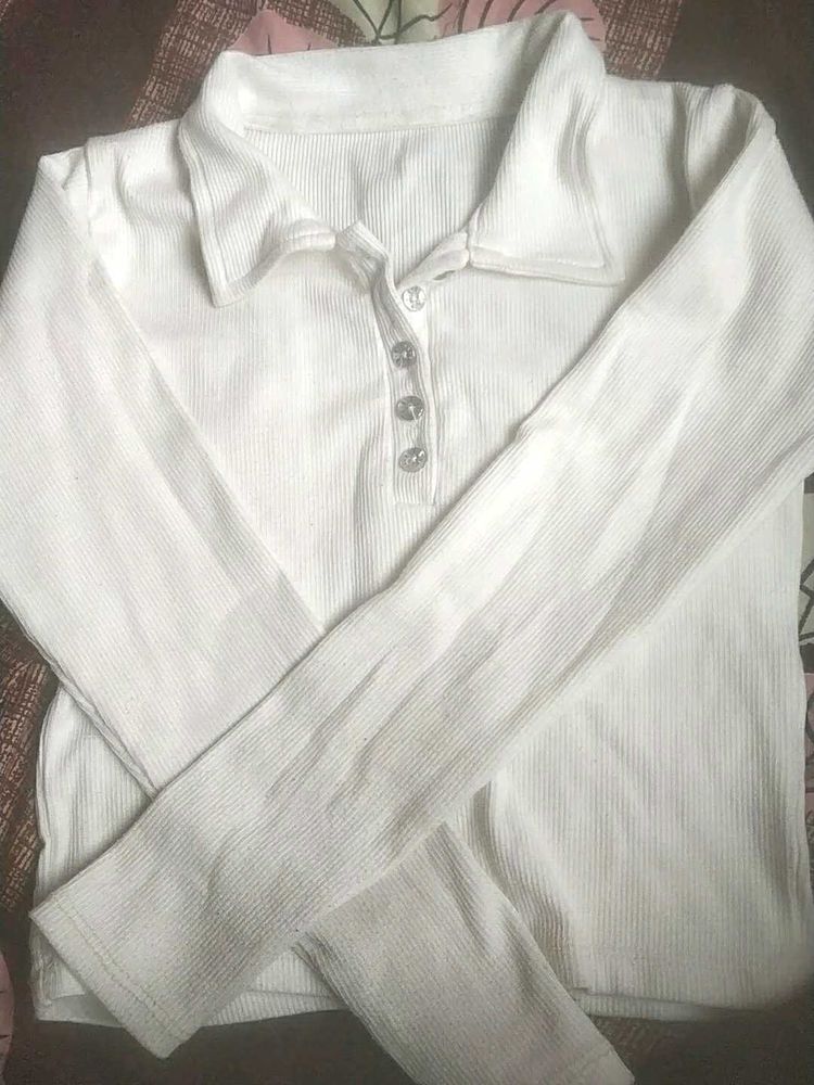 iam selling my crop top like new