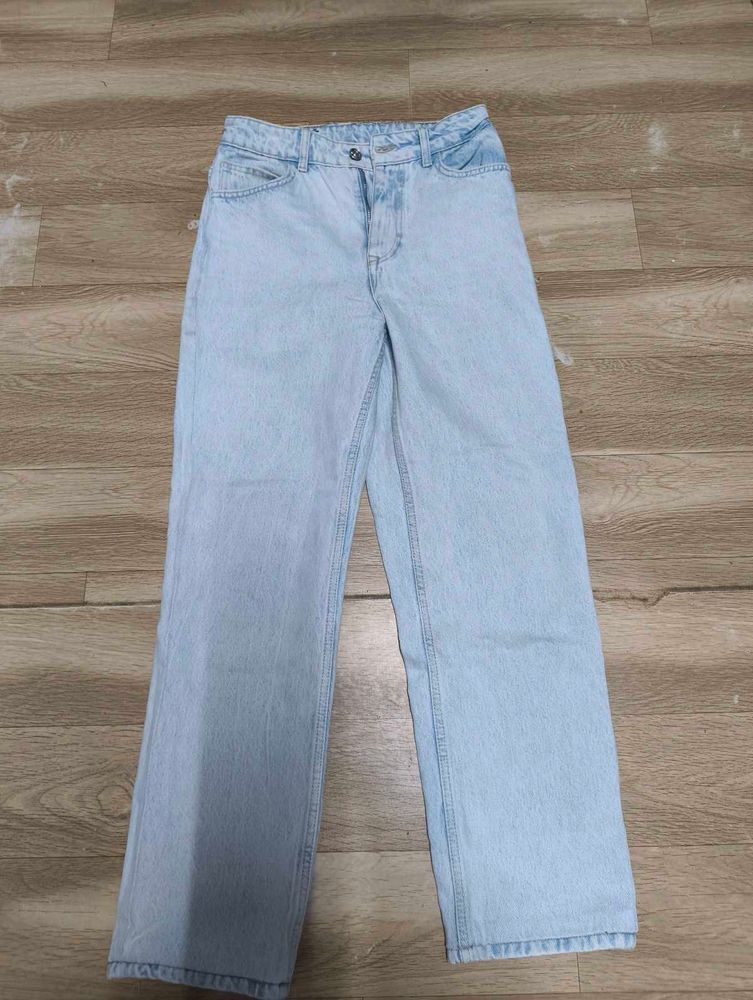 Light Wash Wide Leg Jeans