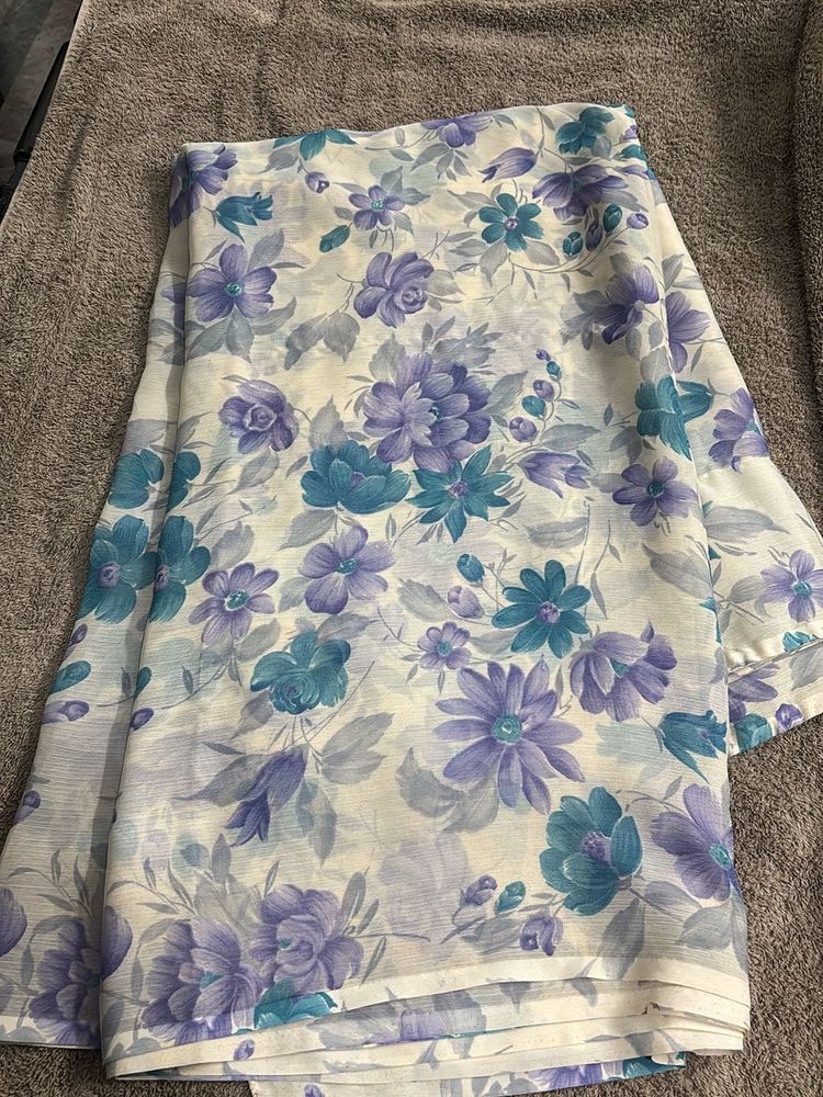 Beautiful Floral Print Saree