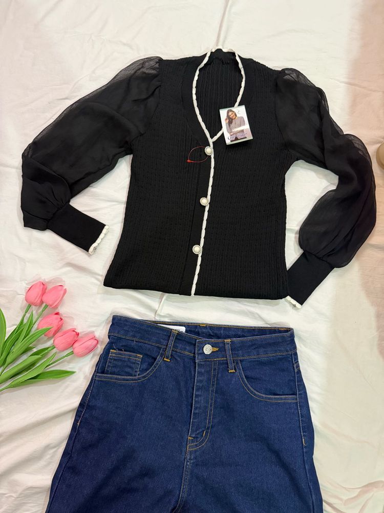 Chic Black Puff Sleeve Top