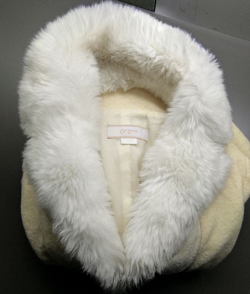 Amazing Cream Jacket/12 Year Girl