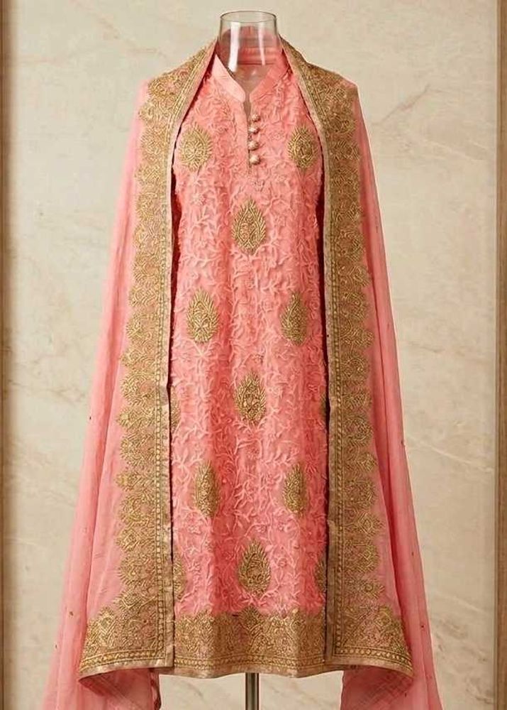 Sleeveless Kurta with Heavy Dupatta