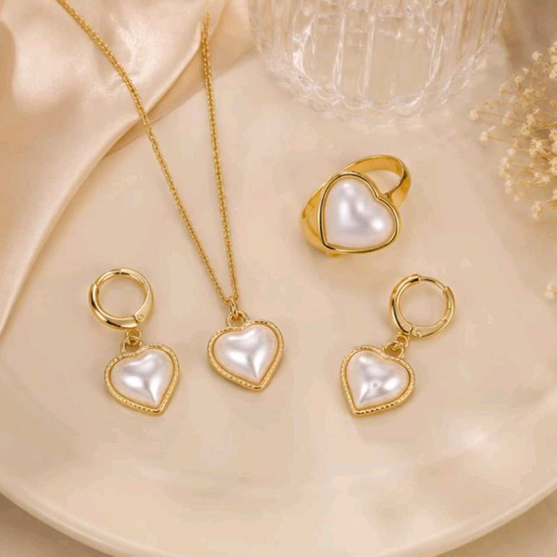 Heart Pearl Jewellery Set