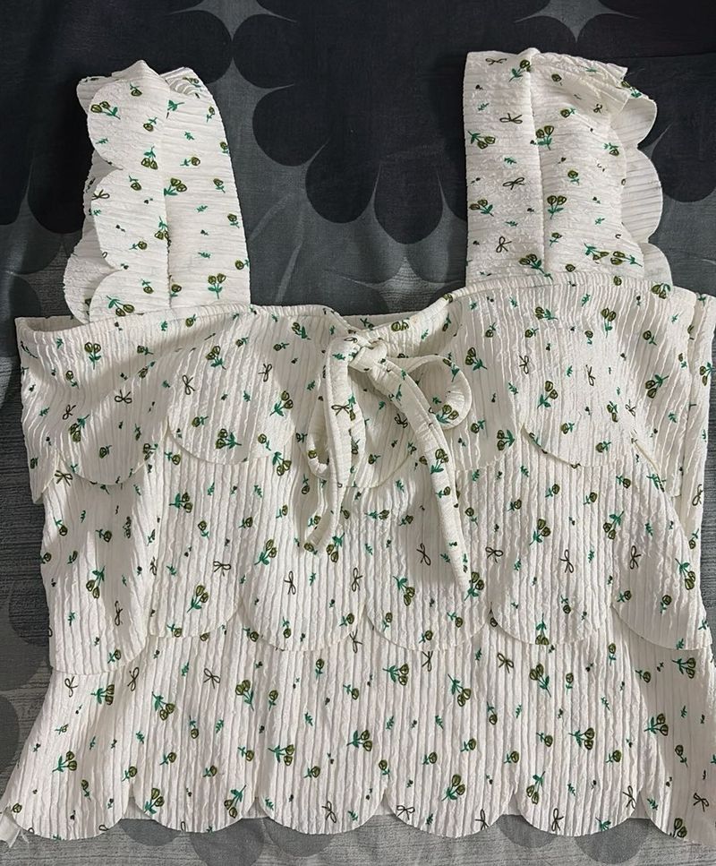 Padded Cute Floral Print Crop Top