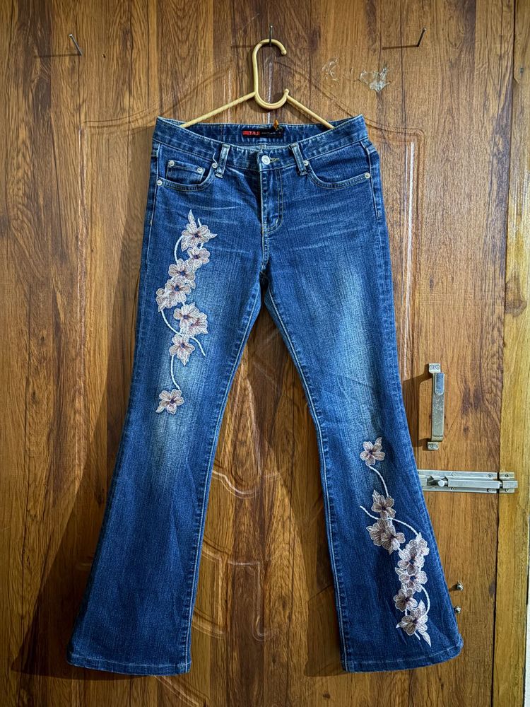 Embroidered Vintage TSJeans Flare Jeans