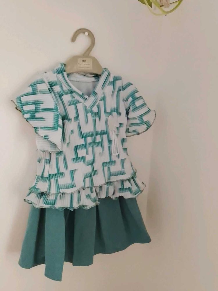 Girls' Teal Pleated Skirt and Top
