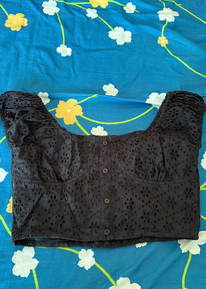 Stylish Black Broderie Anglaise Crop Top