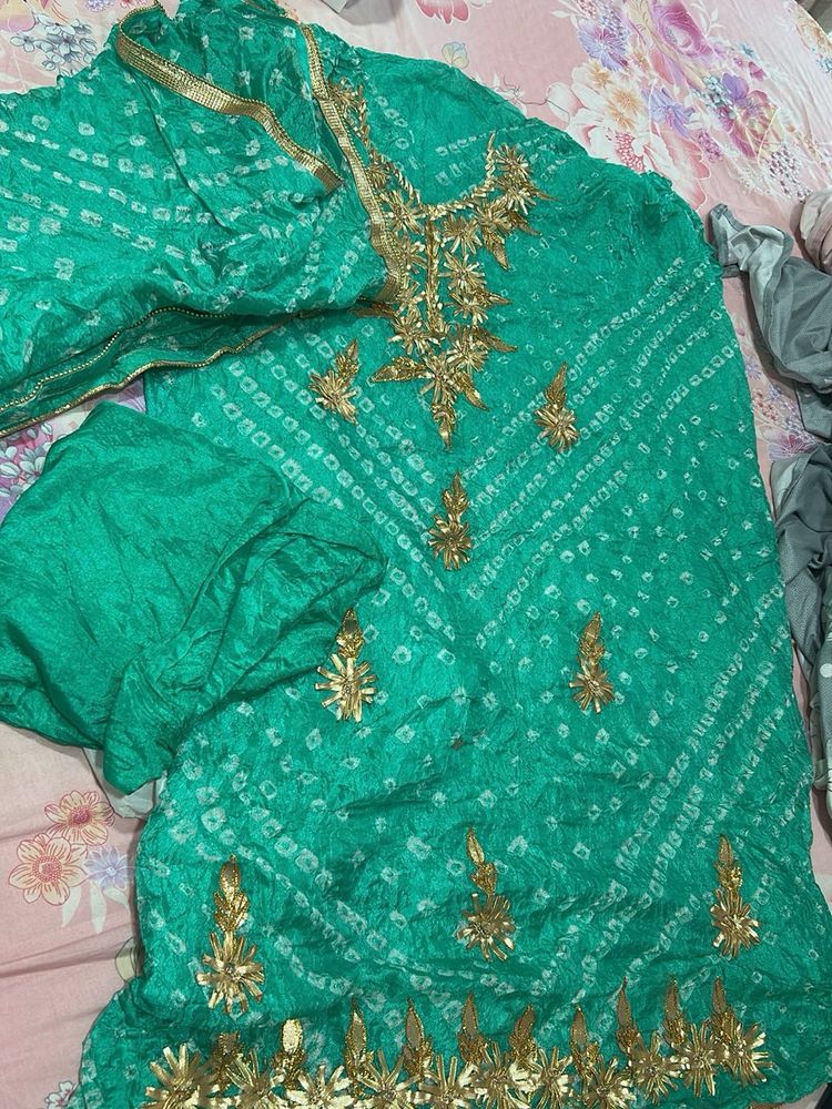 Green Bandhani Kurta Set with Golden Embroidery