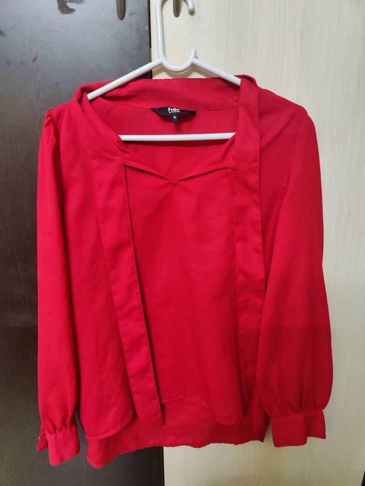 Red Her By Invictus Top (Size M)