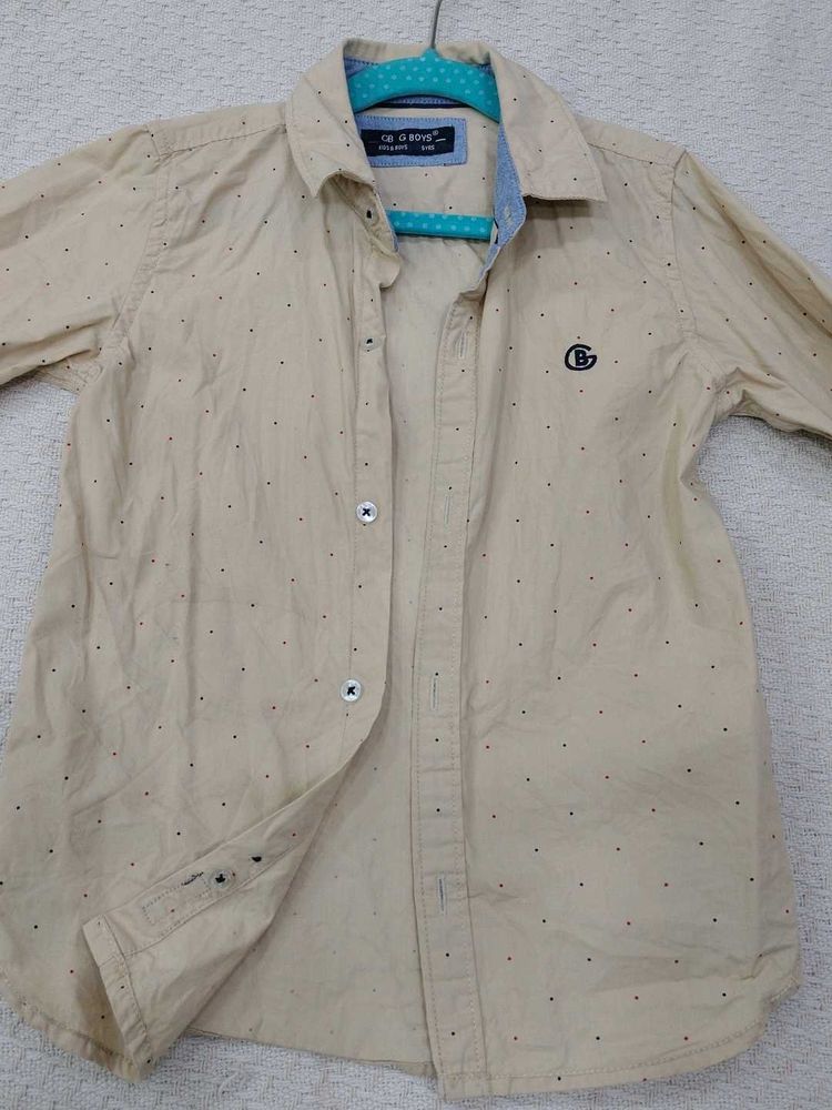 Boys' Beige Dotted Button-Up Shirt