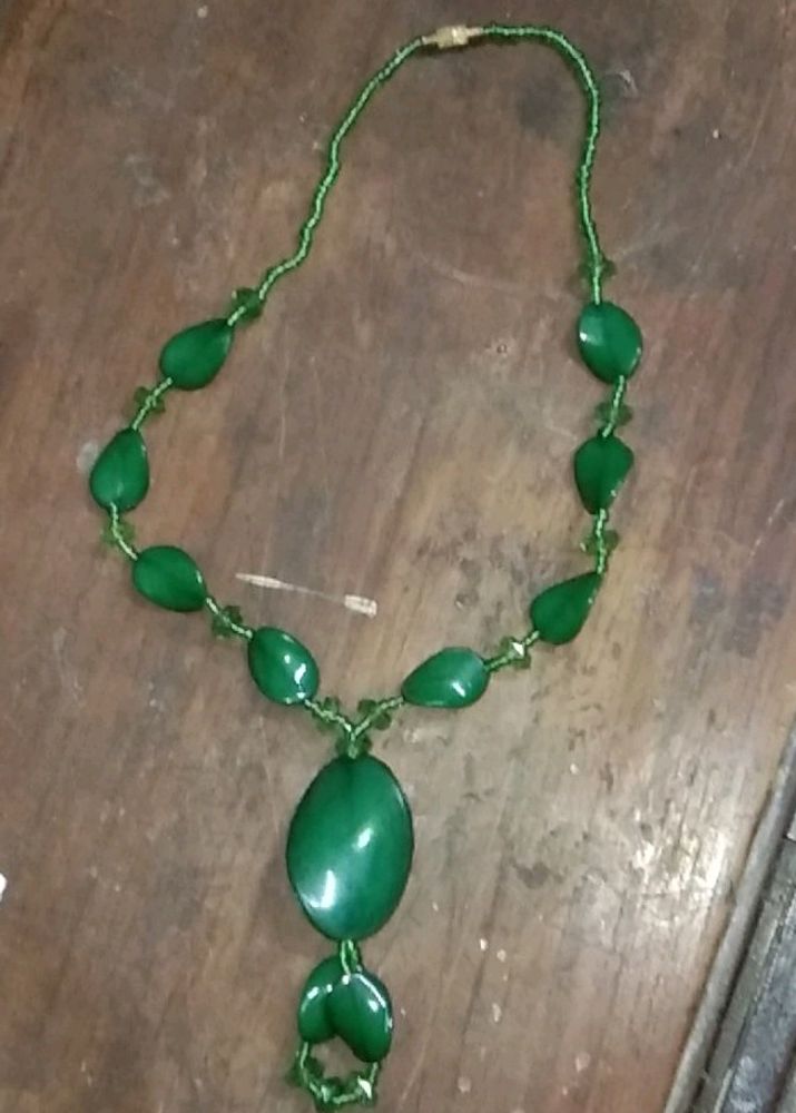 Green Crystal Pearls &amp;Beads Necklace