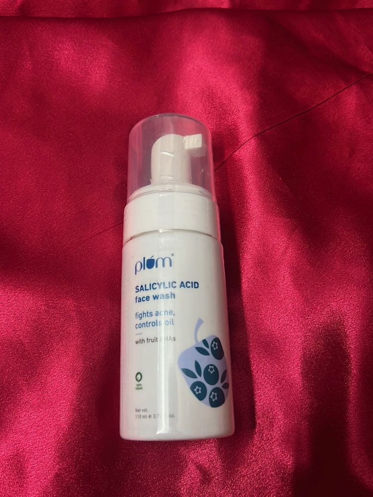 Plum Salicylic Acid Face Wash