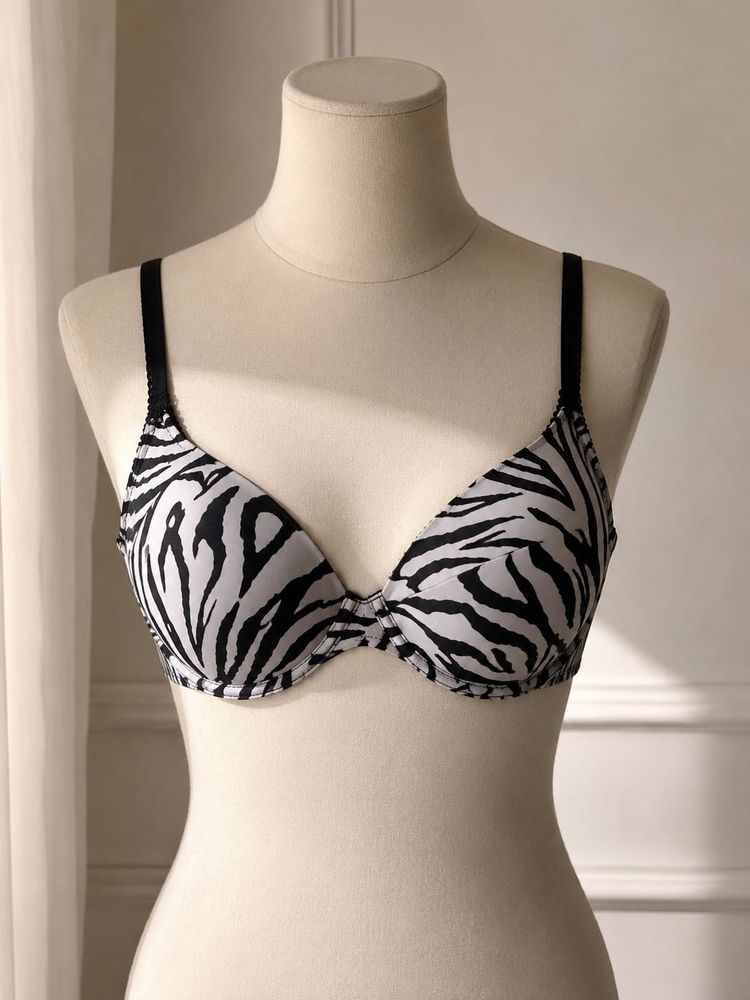 Stylish Zebra Print Bra