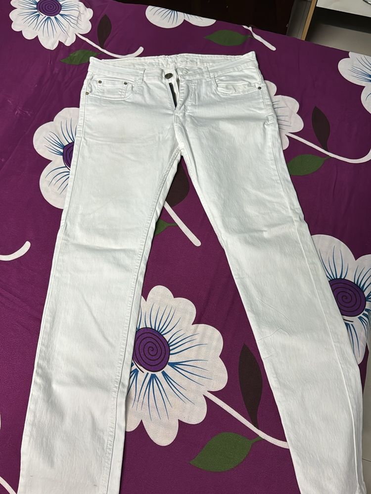 White Jeans