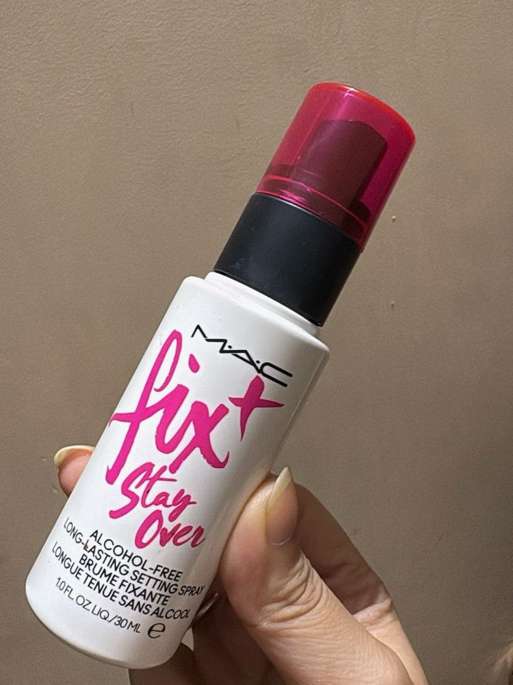 MAC Fix+ Stay Over Setting Spray