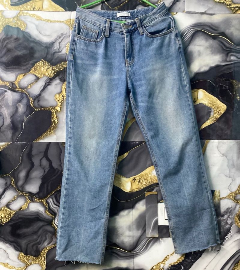 Blue Straight Fit Jeans For Women