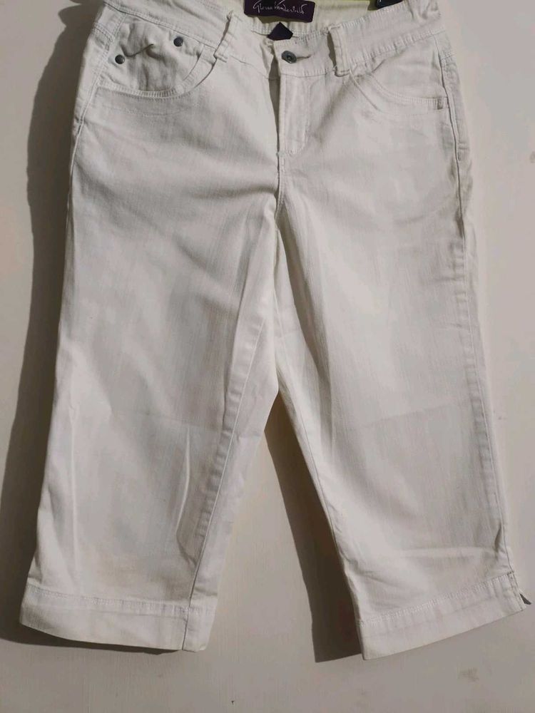 Cream Coloured Capri