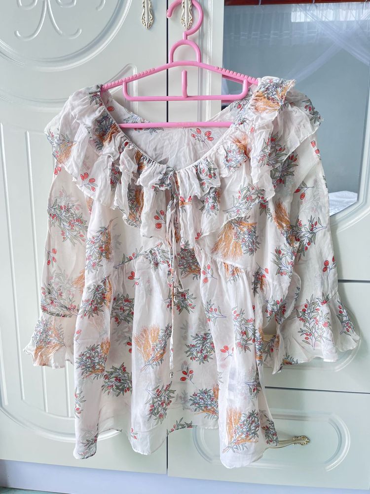 White Floral Ruffle Blouse