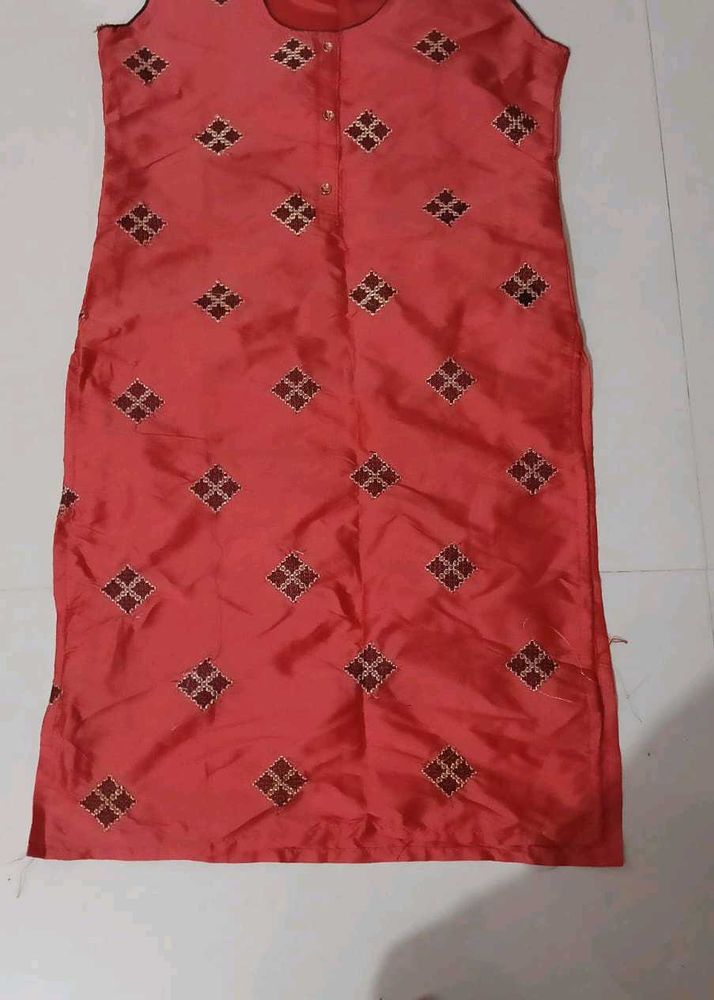 Elegant Coral Embroidered Kurta