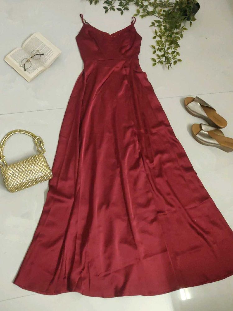Elegant Satin Maxi Gown✨💋