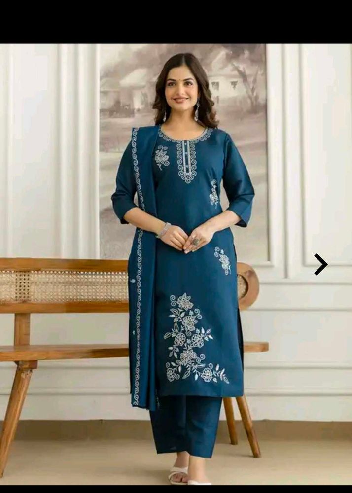 Elegant Teal Embroidered Kurta Set