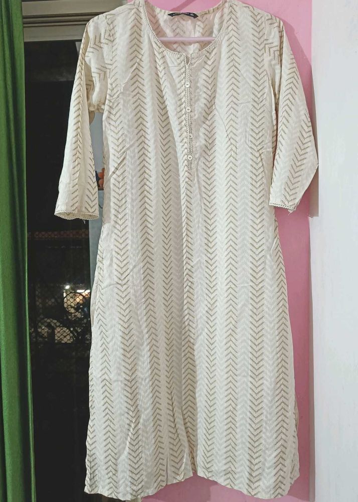 Elegant pure cotton Cream Kurta with Gold Print
