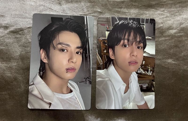 Official bts jungkook photocards from golden album